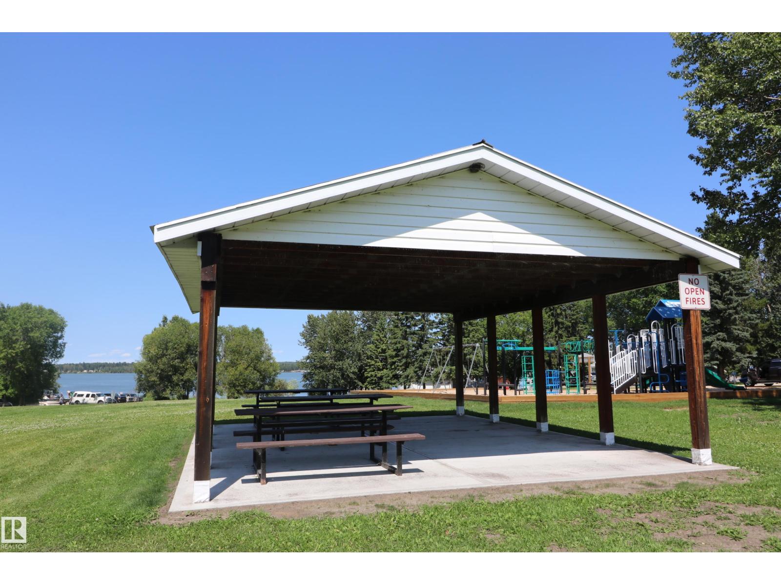 16 Hillside Cr, Rural Lac Ste. Anne County, Alberta  T0E 1V0 - Photo 12 - E4499203