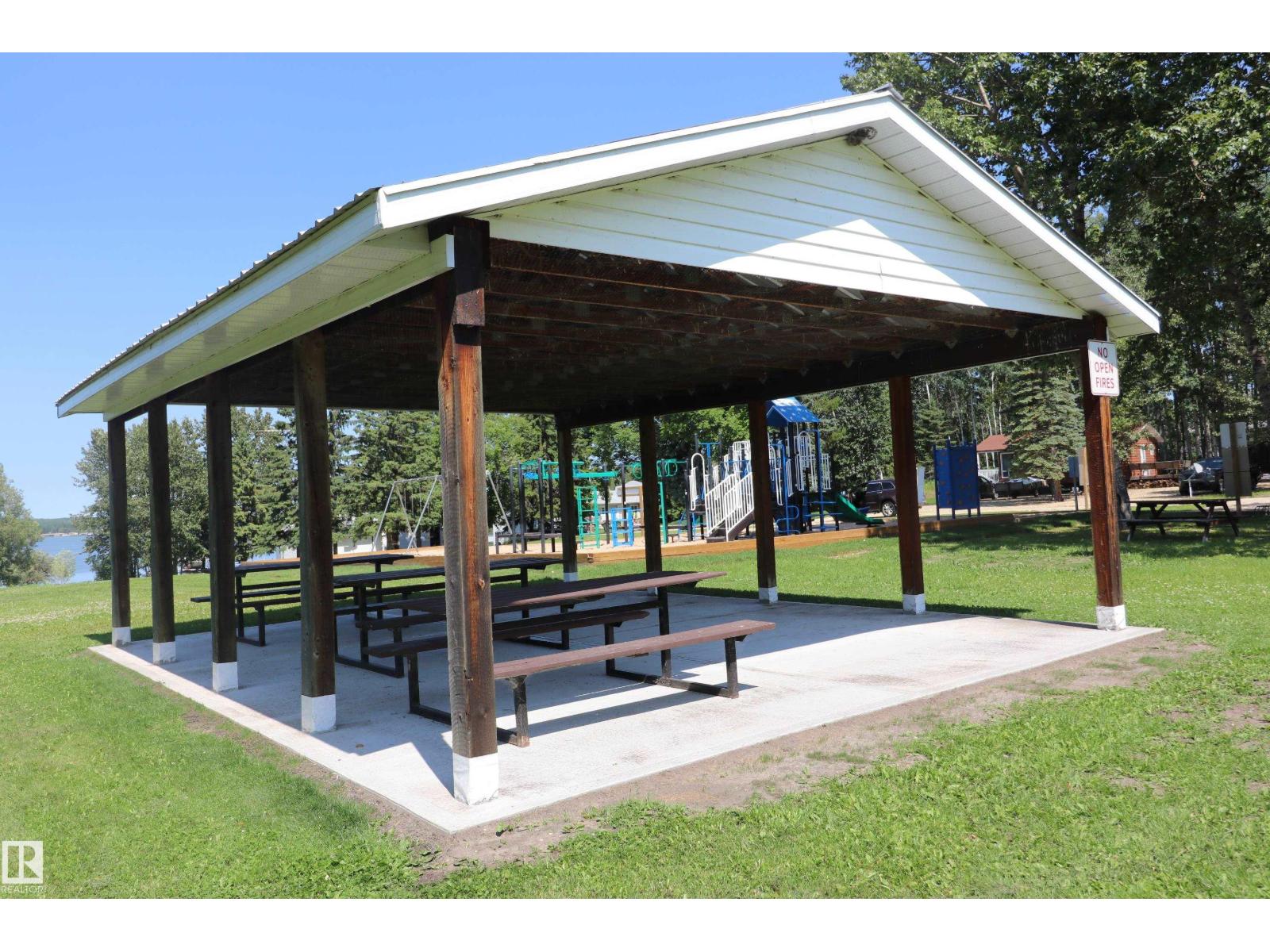 16 Hillside Cr, Rural Lac Ste. Anne County, Alberta  T0E 1V0 - Photo 11 - E4499203