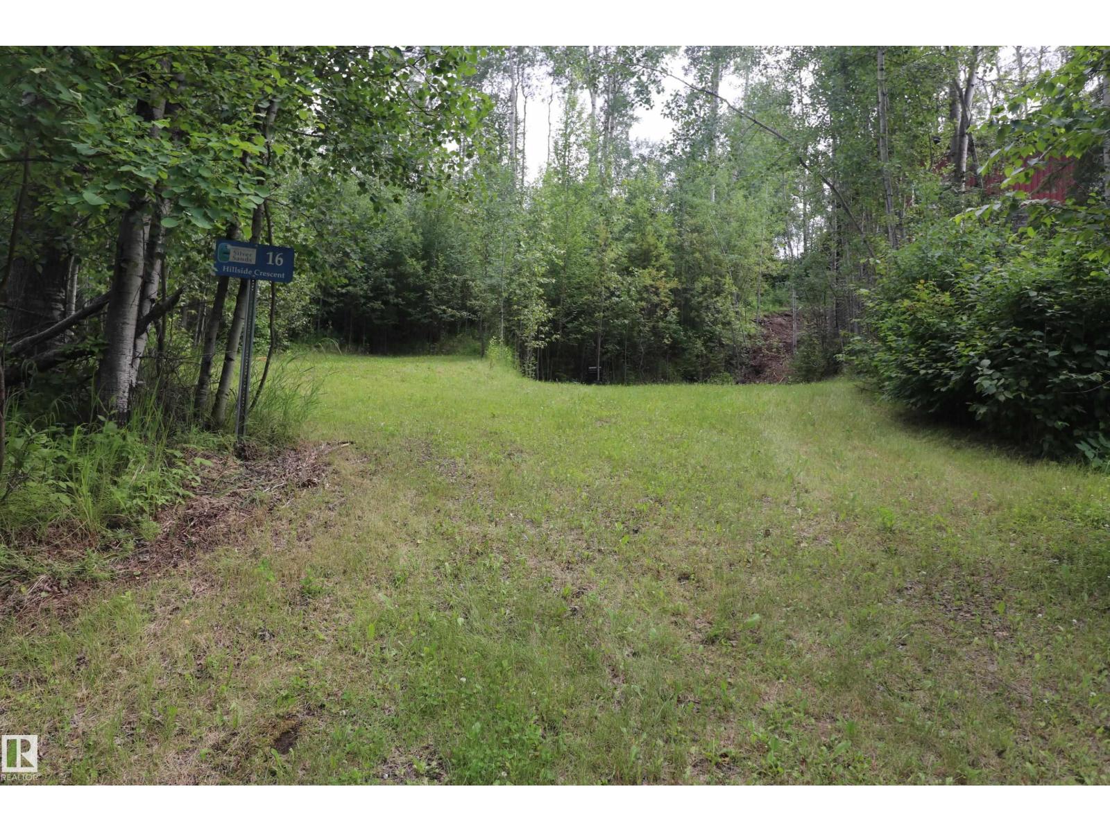 16 Hillside CR, Rural Lac Ste. Anne County, Alberta