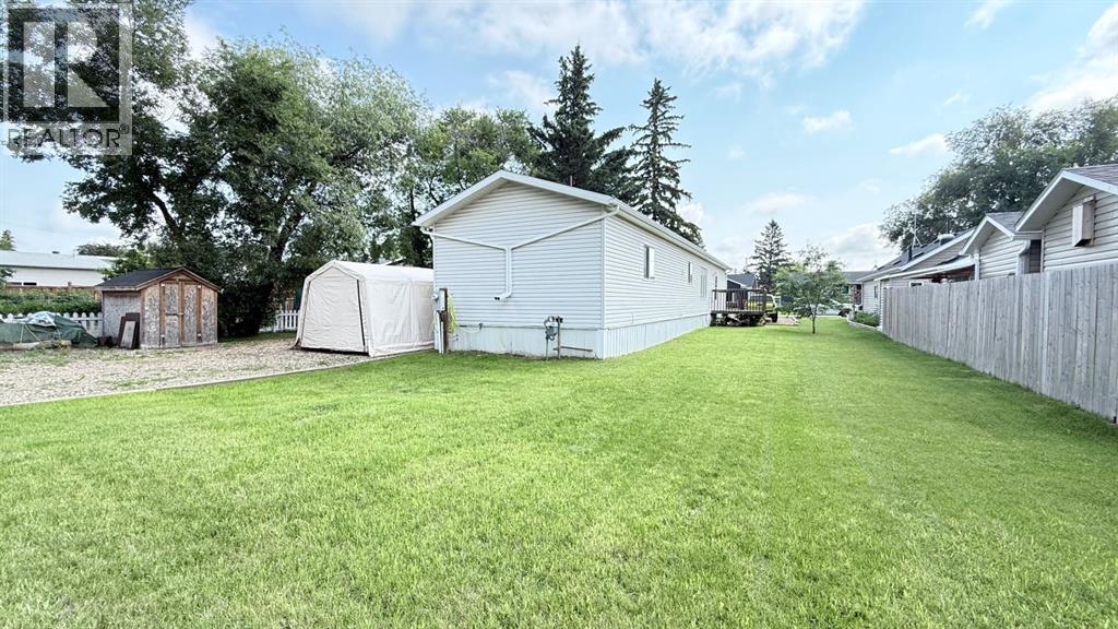 108 1 Street W, Lashburn, Saskatchewan  S0M 1H0 - Photo 35 - A2329979