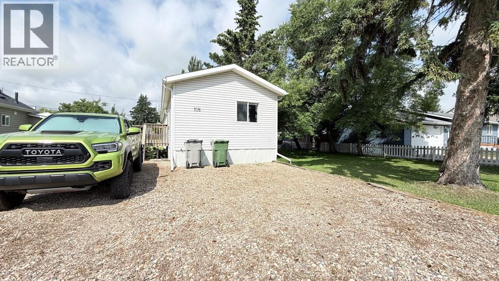 108 1 Street W, Lashburn, Saskatchewan  S0M 1H0 - Photo 4 - A2329979