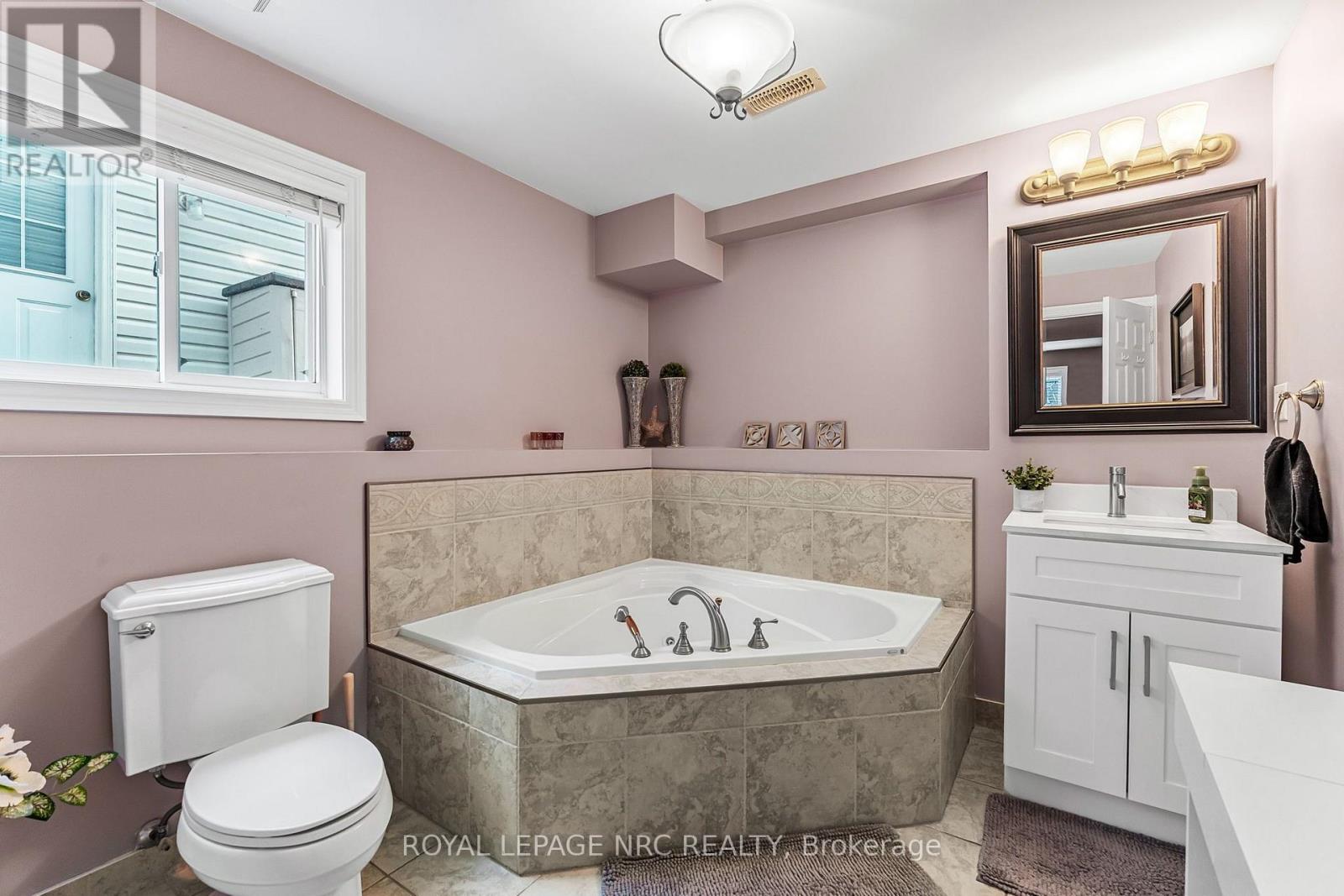 3584 Carver Street, Fort Erie, Ontario  L0S 1S0 - Photo 36 - X13573170