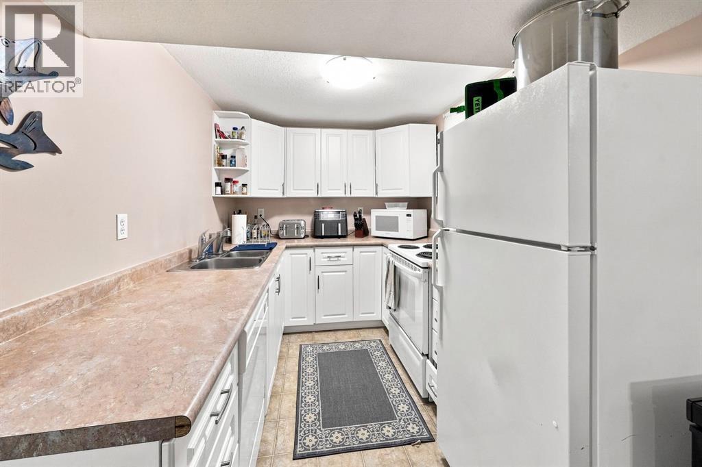 3606 55 Avenue, Red Deer, Alberta  T4N 4N2 - Photo 18 - A2328261