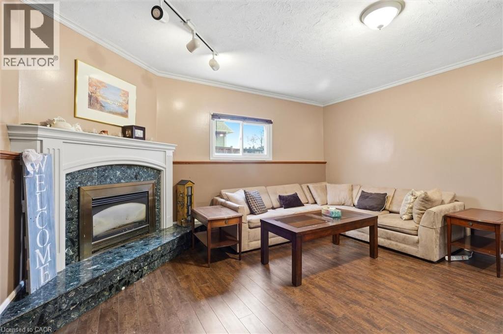 18 Anne Court, Grimsby, Ontario  L3M 5B4 - Photo 12 - 40825112