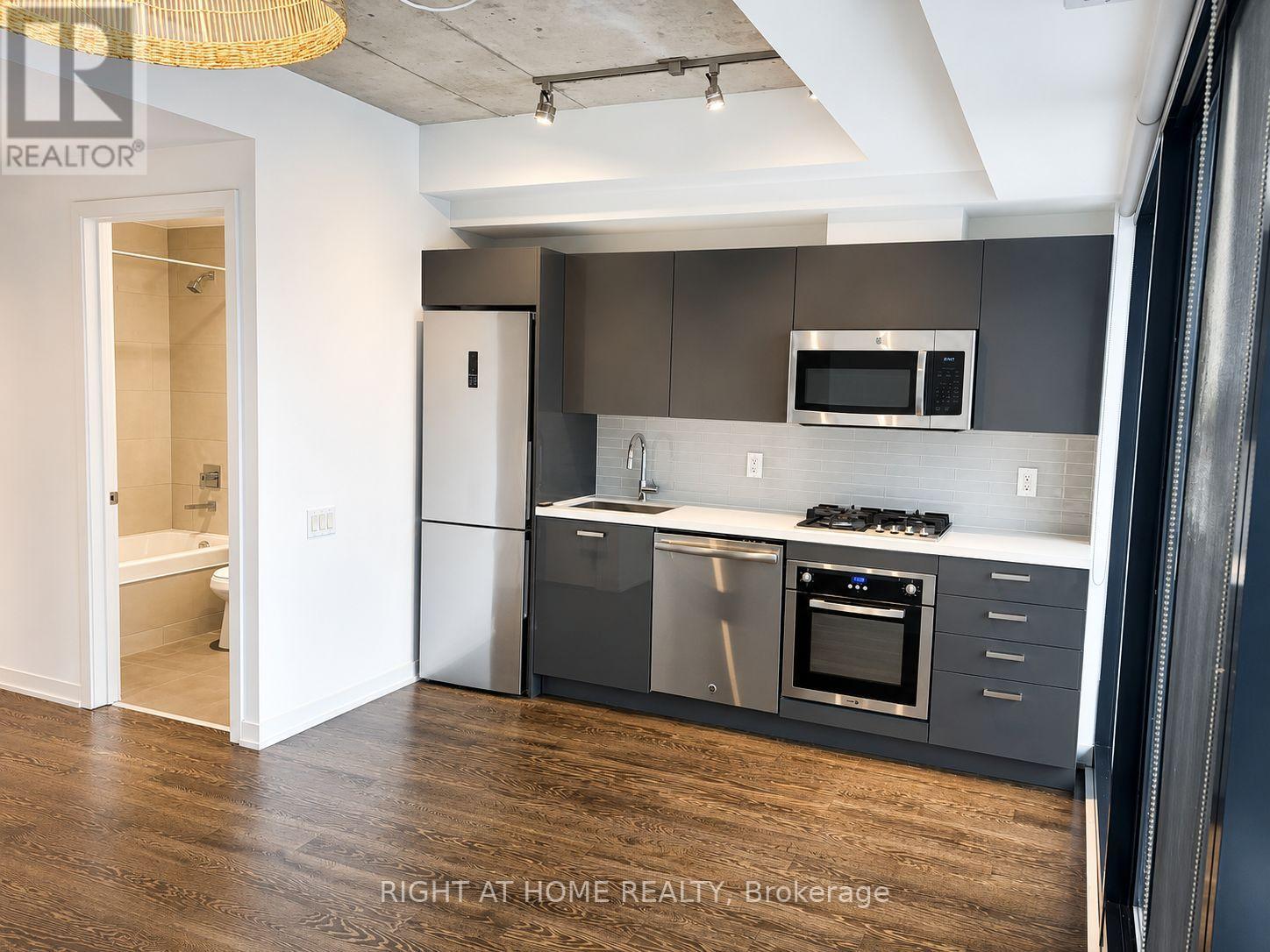 3005 - 11 Charlotte Street, Toronto, Ontario  M5V 2H5 - Photo 4 - C13552074