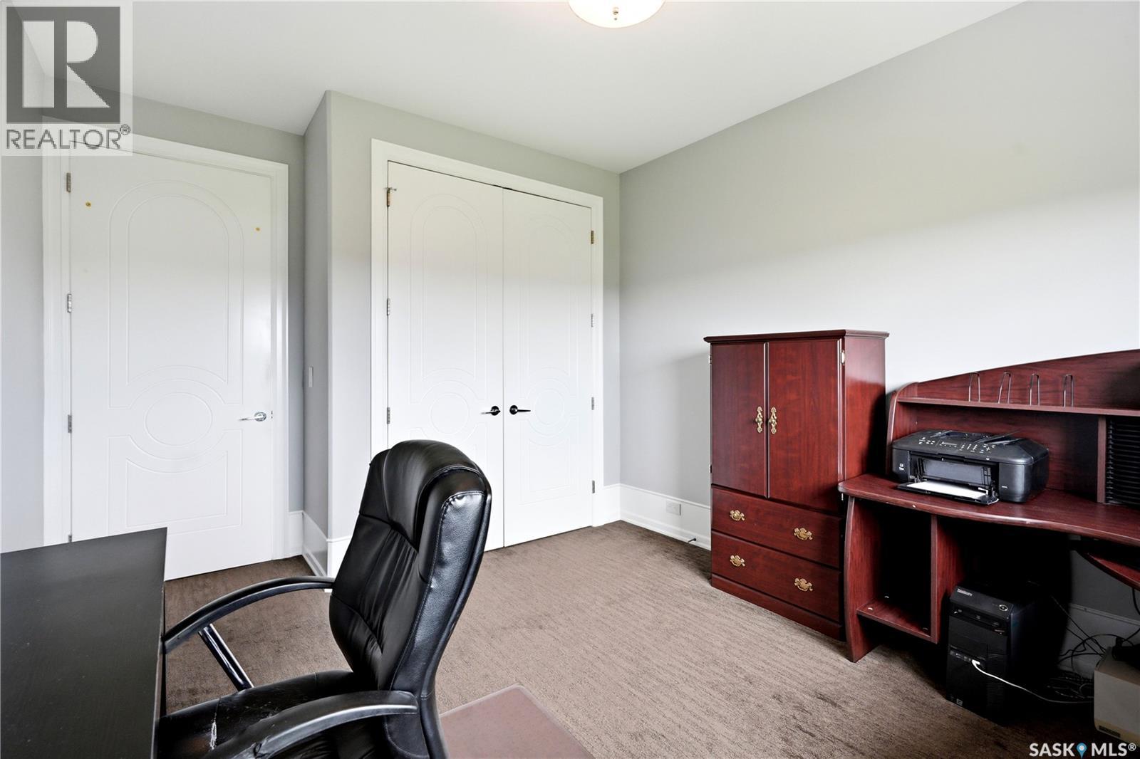 138 Flegel Court, Saskatoon, Saskatchewan S7V 0B9 - Photo 40 - SK042571