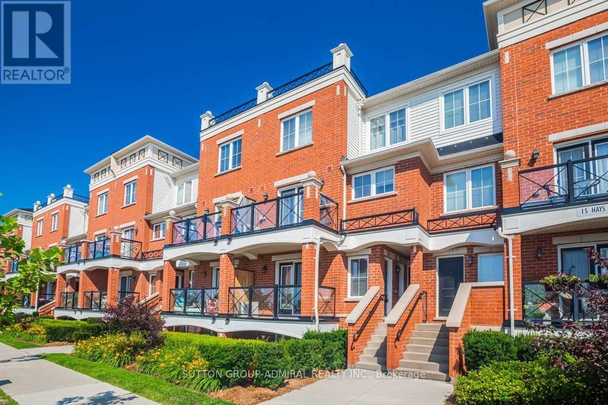 19 - 15 HAYS BOULEVARD, Oakville (RO River Oaks)