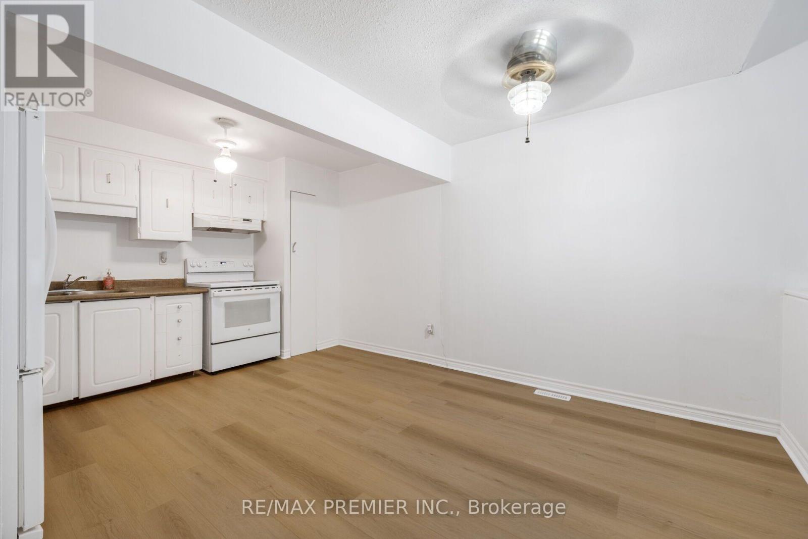 82 - 248 John Garland Boulevard, Toronto, Ontario  M9V 1N8 - Photo 11 - W13573092
