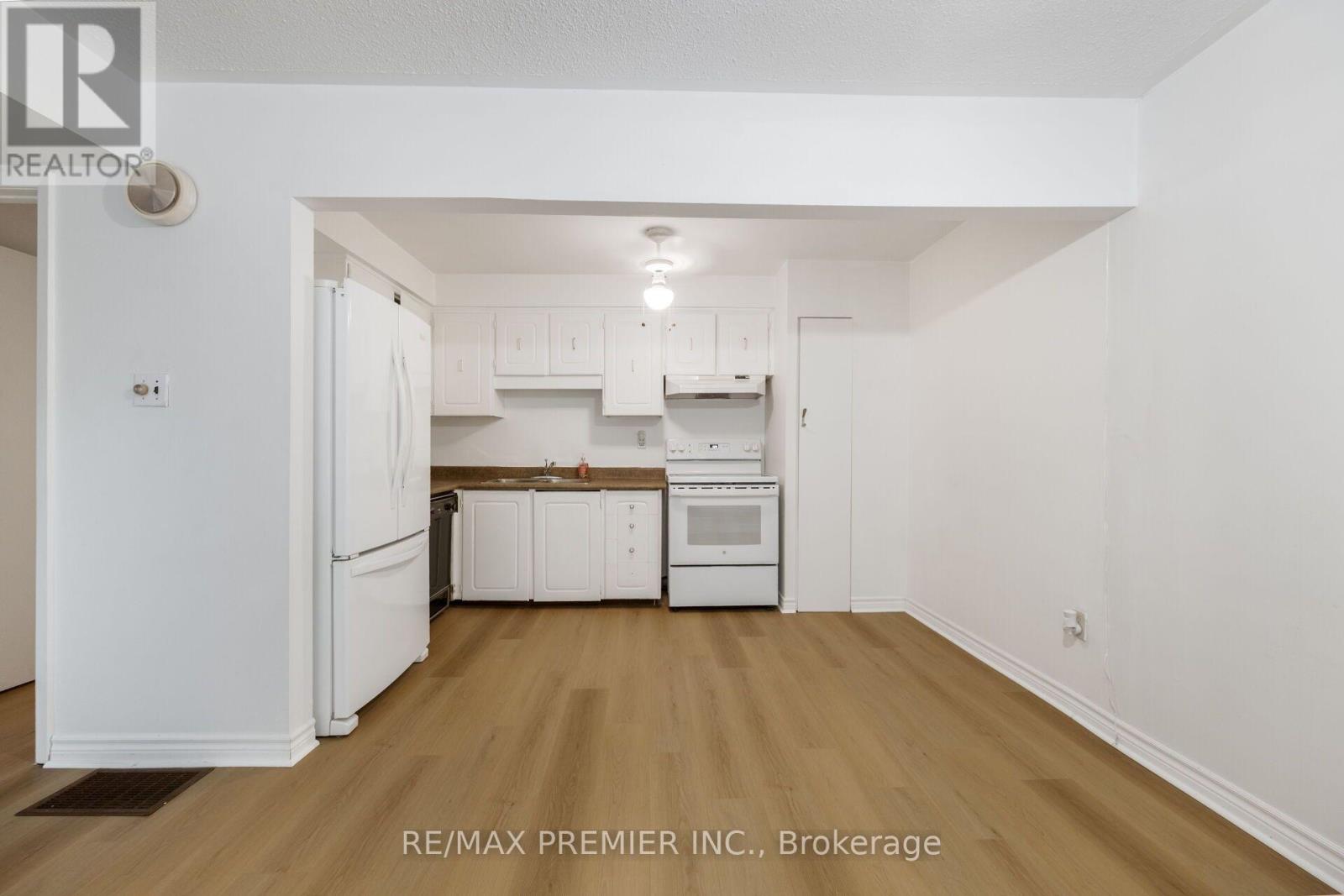 82 - 248 John Garland Boulevard, Toronto, Ontario  M9V 1N8 - Photo 12 - W13573092