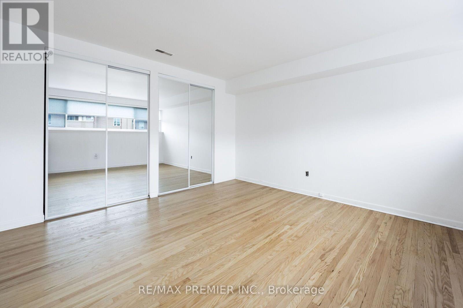82 - 248 John Garland Boulevard, Toronto, Ontario  M9V 1N8 - Photo 17 - W13573092