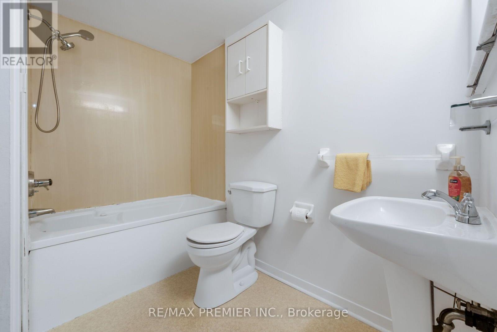 82 - 248 John Garland Boulevard, Toronto, Ontario  M9V 1N8 - Photo 19 - W13573092