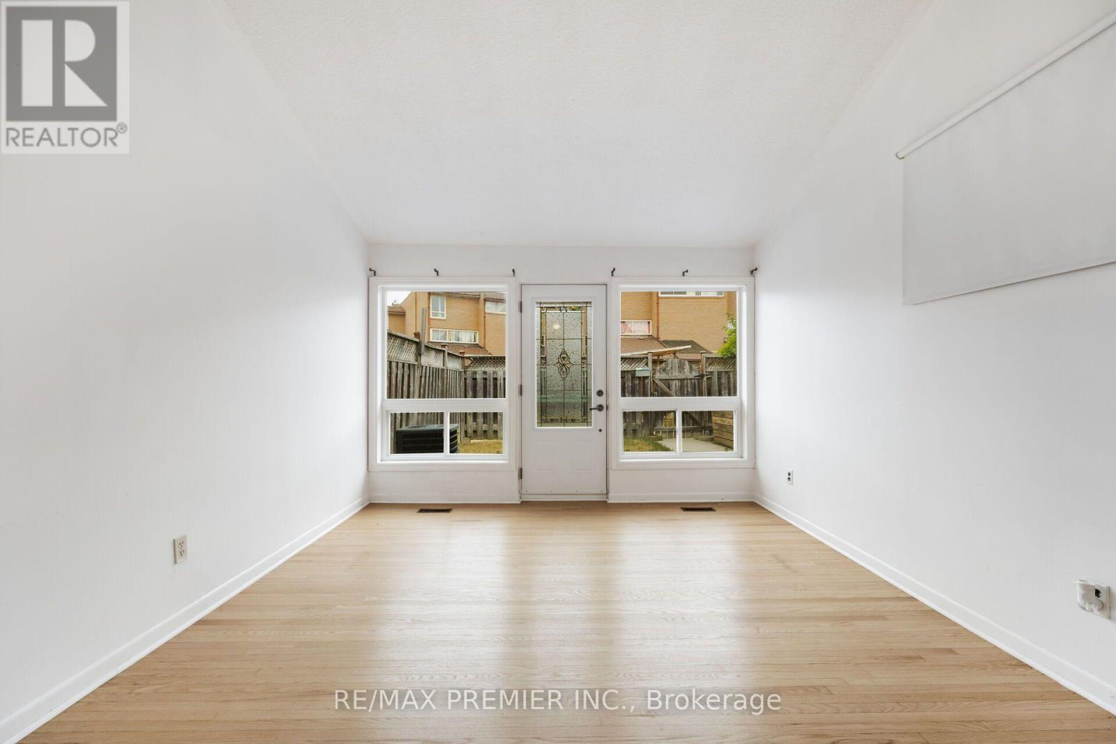 82 - 248 John Garland Boulevard, Toronto, Ontario  M9V 1N8 - Photo 7 - W13573092