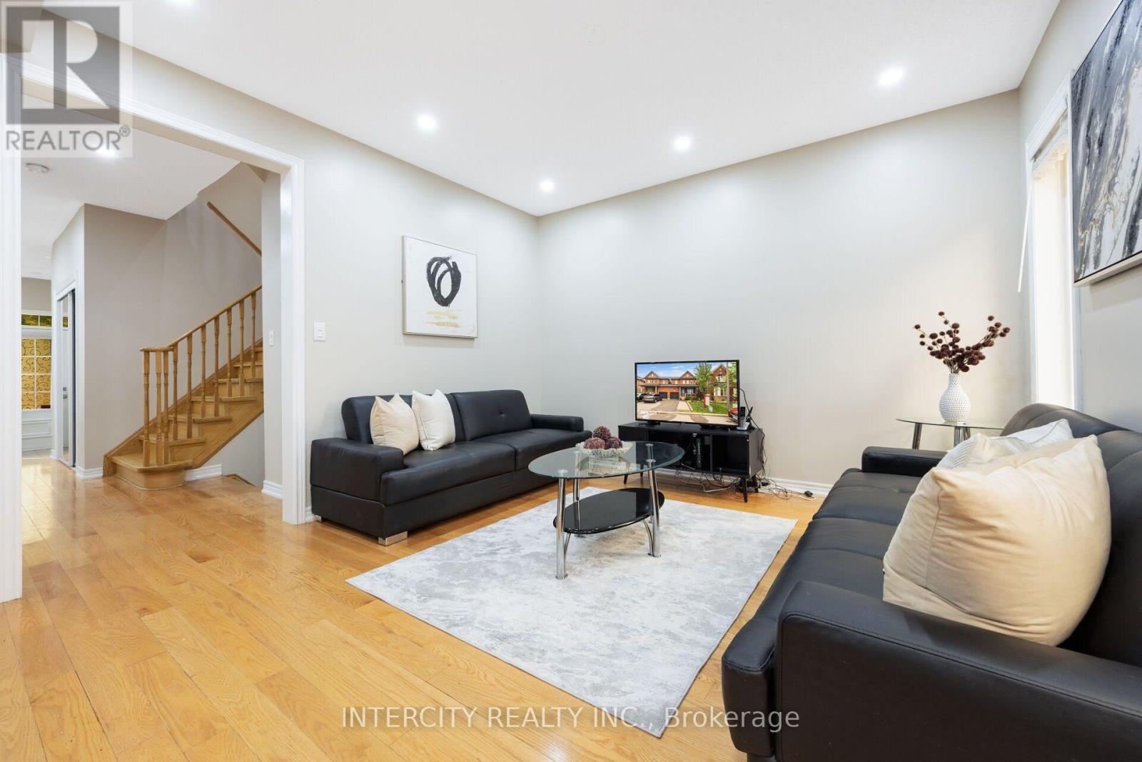 162 Holmes Crescent, Milton, Ontario  L9T 0V9 - Photo 16 - W13573238