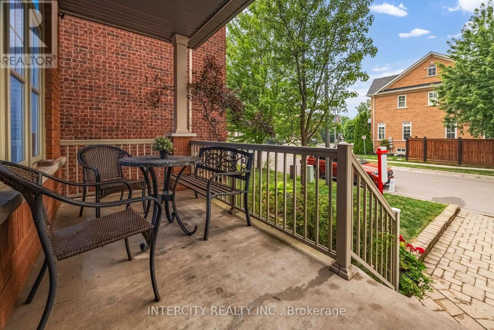 162 Holmes Crescent, Milton, Ontario  L9T 0V9 - Photo 5 - W13573238