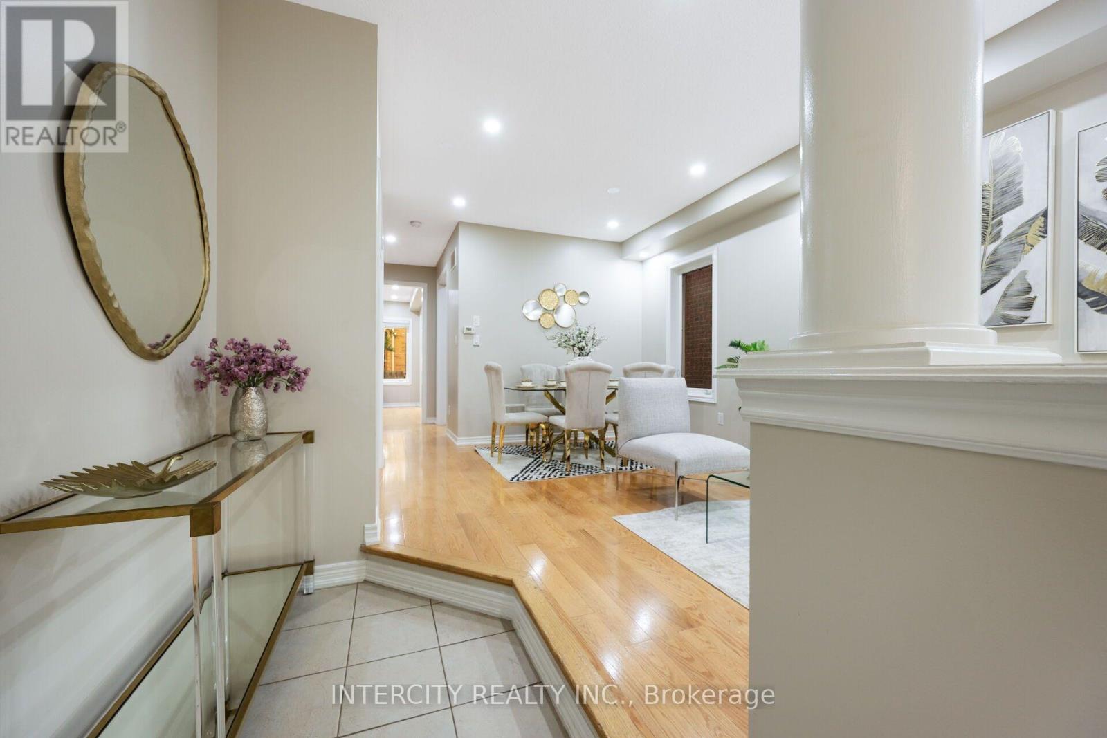 162 Holmes Crescent, Milton, Ontario  L9T 0V9 - Photo 7 - W13573238