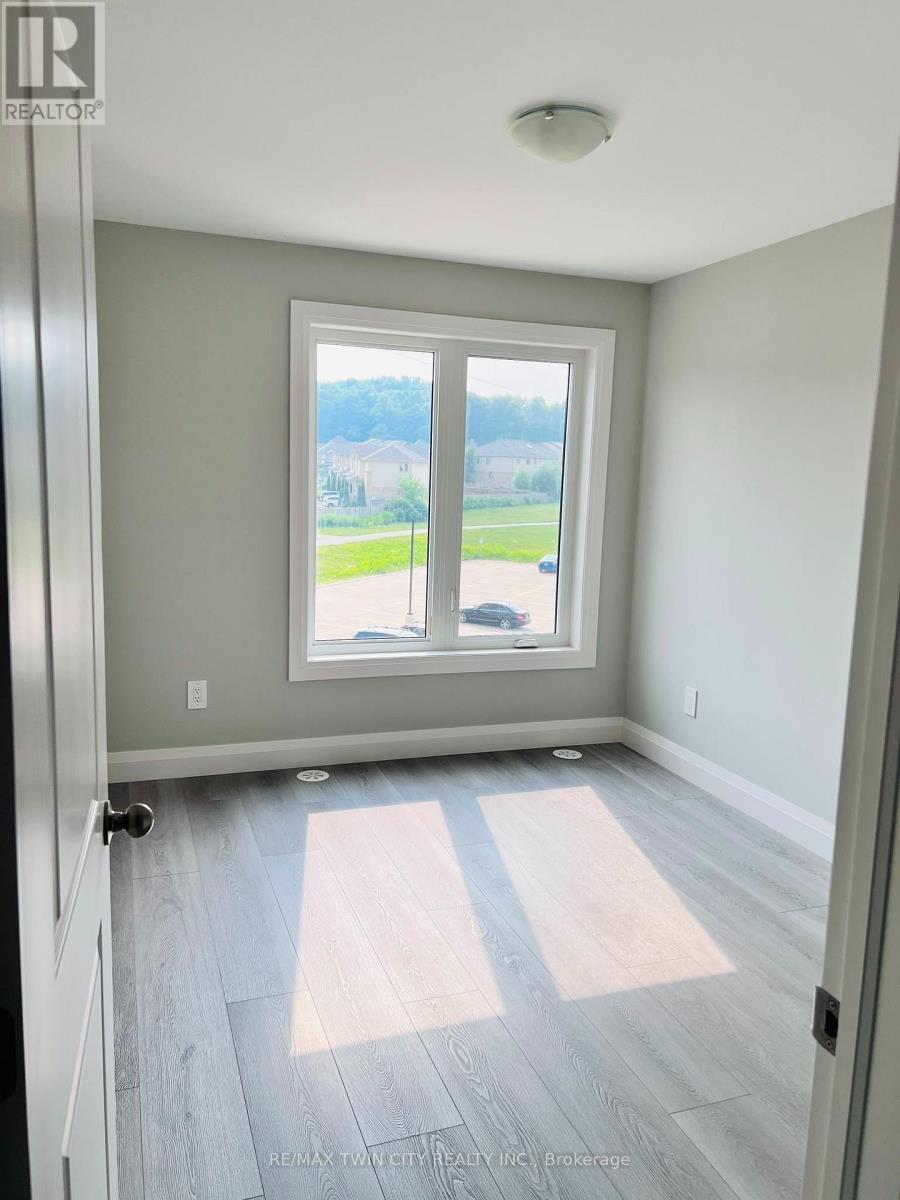 3 - 10 South Creek Drive, Kitchener, Ontario  N2P 2R3 - Photo 14 - X13573304