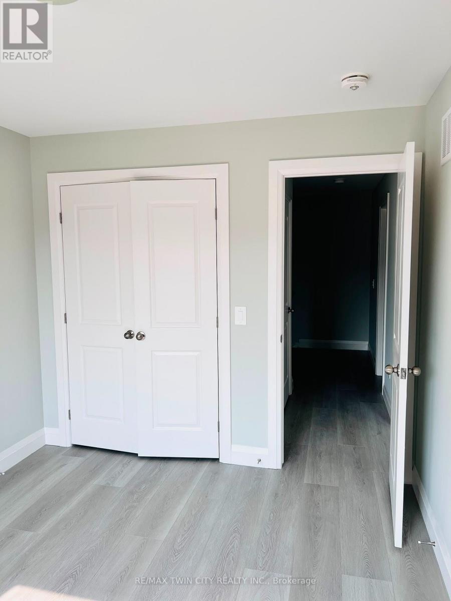 3 - 10 South Creek Drive, Kitchener, Ontario  N2P 2R3 - Photo 15 - X13573304