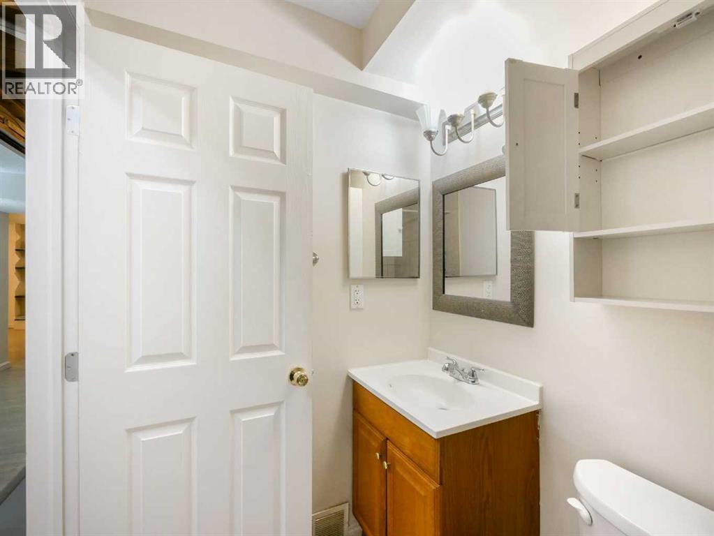 27 Erin Green Place Se, Calgary, Alberta T2B 3C2 - Photo 25 - A2318315