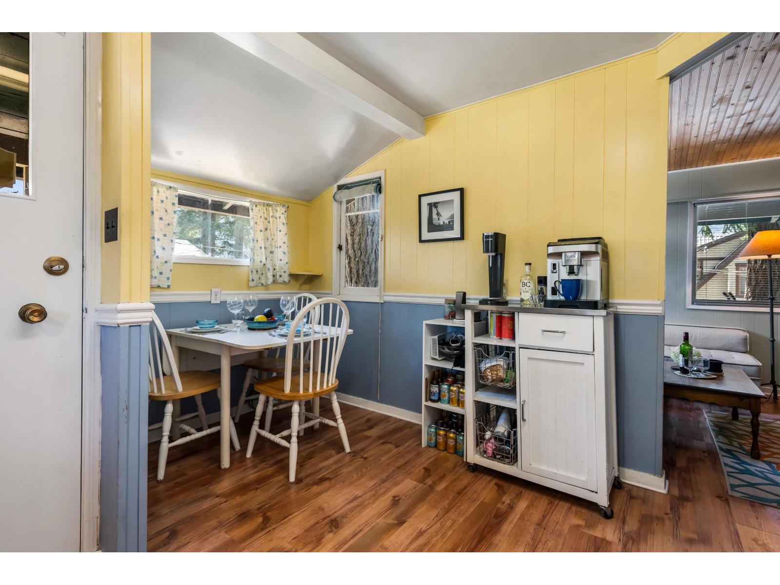 Listing image 13
