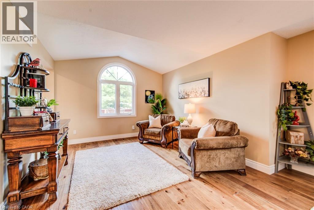 110 Glencliffe Court, Kitchener, Ontario N2B 3X1 - Photo 8 - 40845636