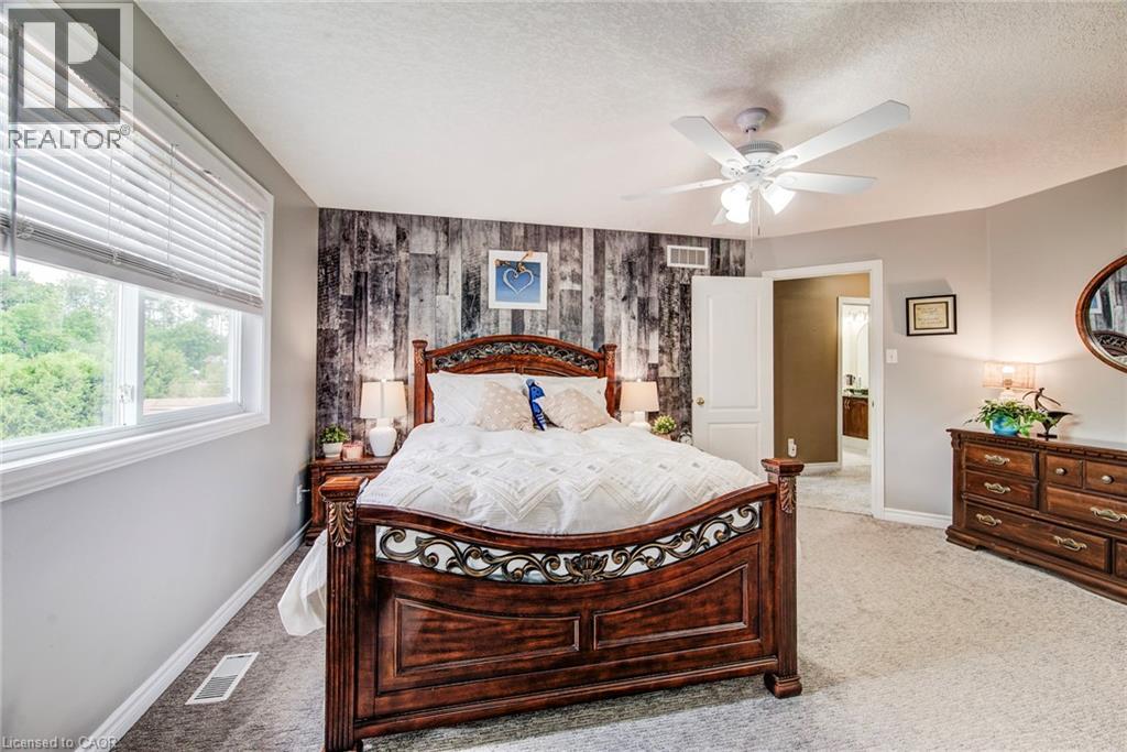 110 Glencliffe Court, Kitchener, Ontario N2B 3X1 - Photo 24 - 40845636