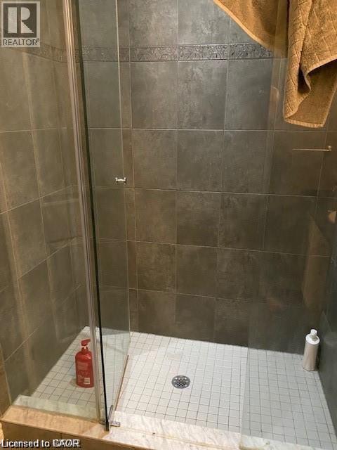 4 Isaiah Drive, Kitchener, Ontario N2E 0C1 - Photo 16 - 40848798