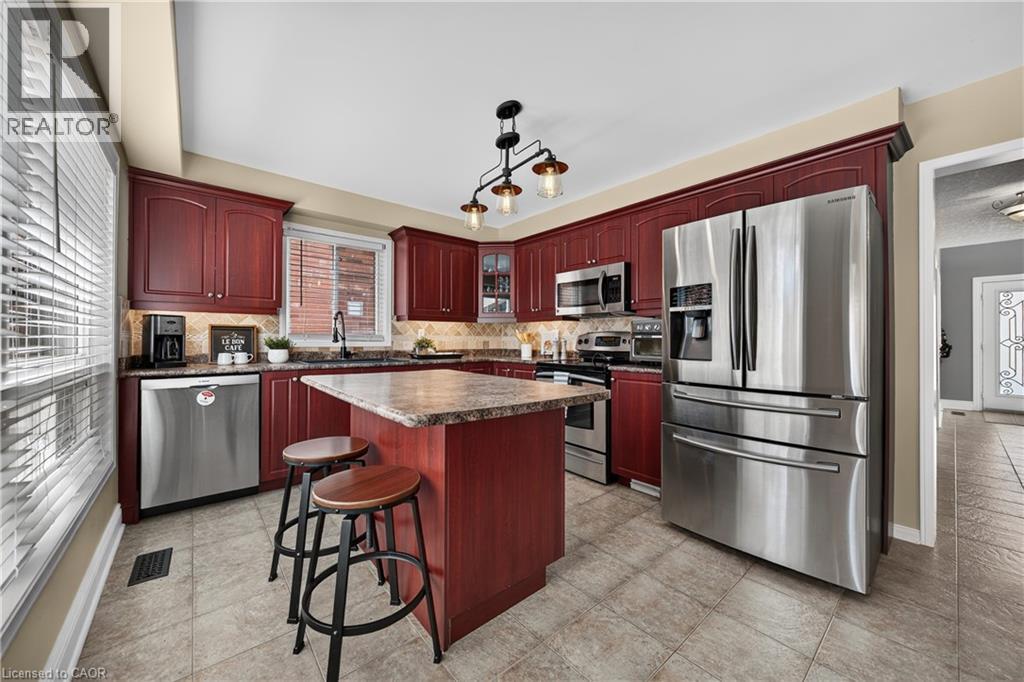 72 Swift Crescent, Cambridge, Ontario N1P 1J9 - Photo 17 - 40847390