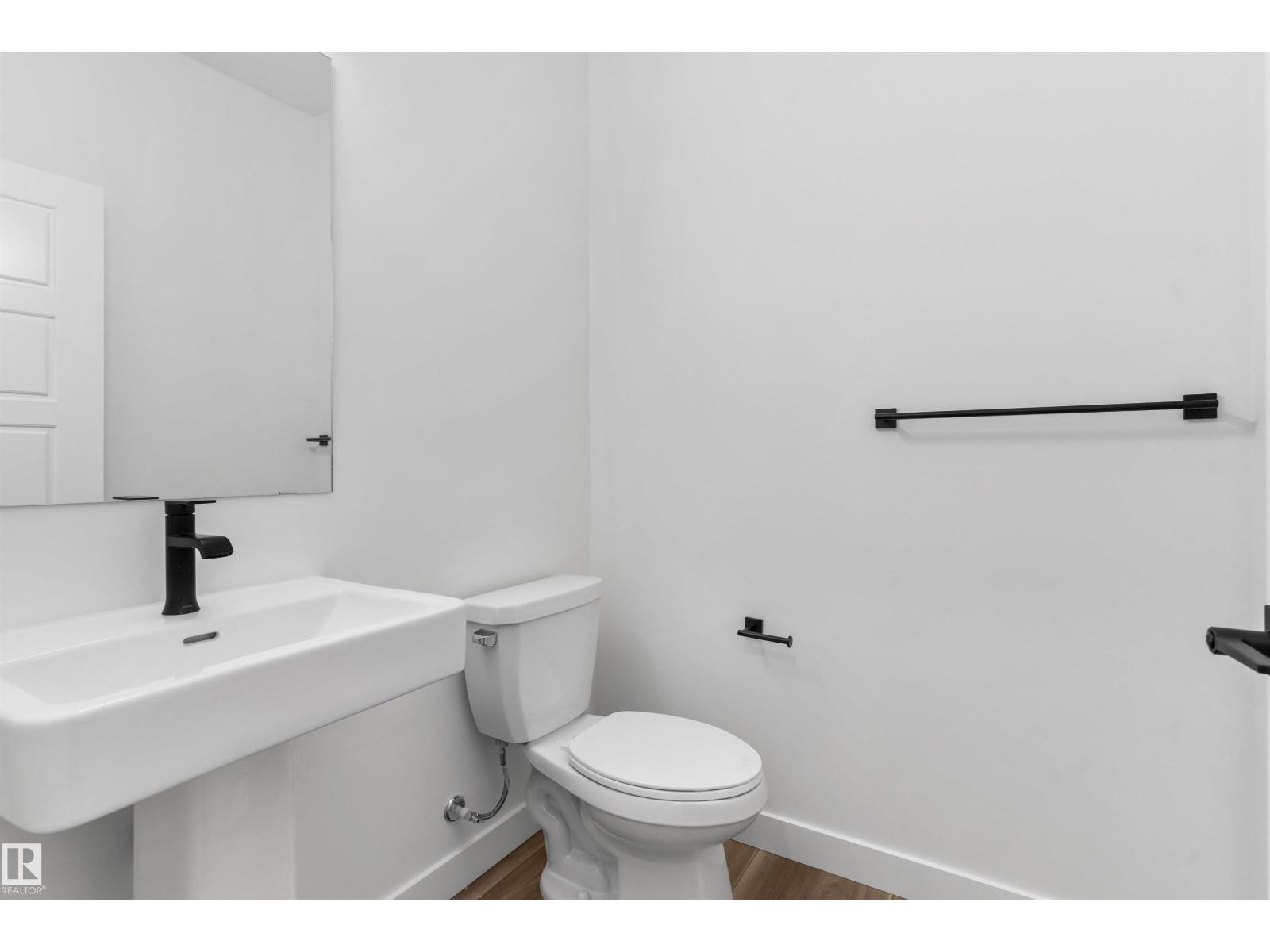 1064 Cristall Cr Sw, Edmonton, Alberta  T6W 5S6 - Photo 4 - E4480172