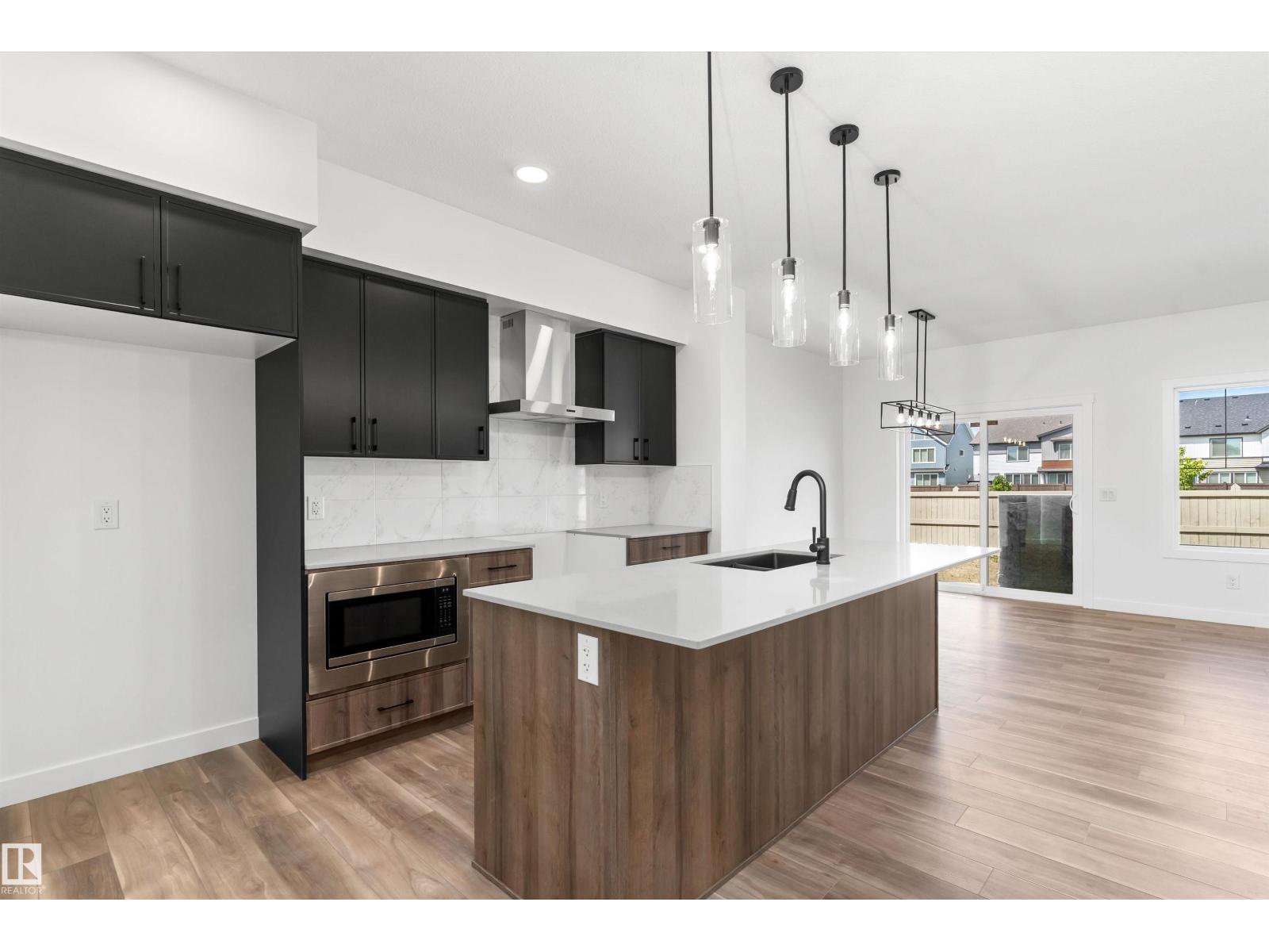 1064 Cristall Cr Sw, Edmonton, Alberta  T6W 5S6 - Photo 5 - E4480172