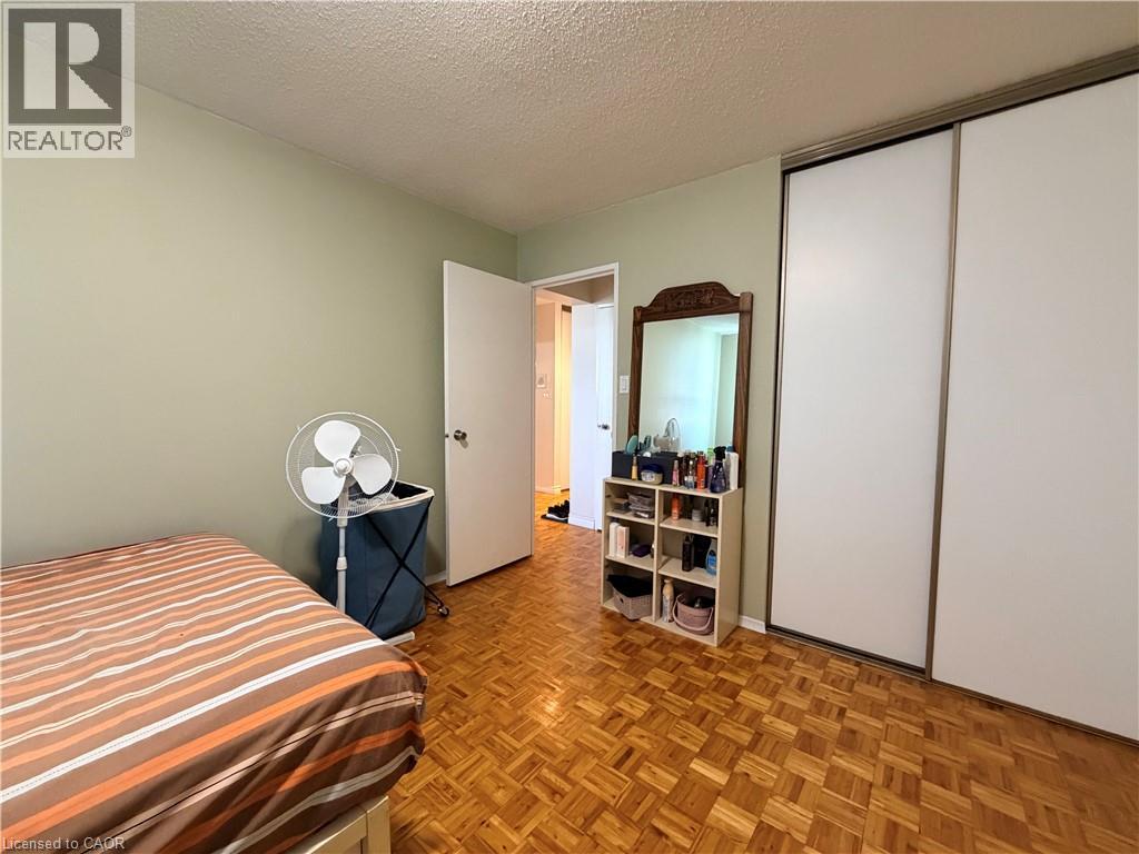 225 Harvard Place Unit# 1402, Waterloo, Ontario  N2J 4H4 - Photo 12 - 40848230