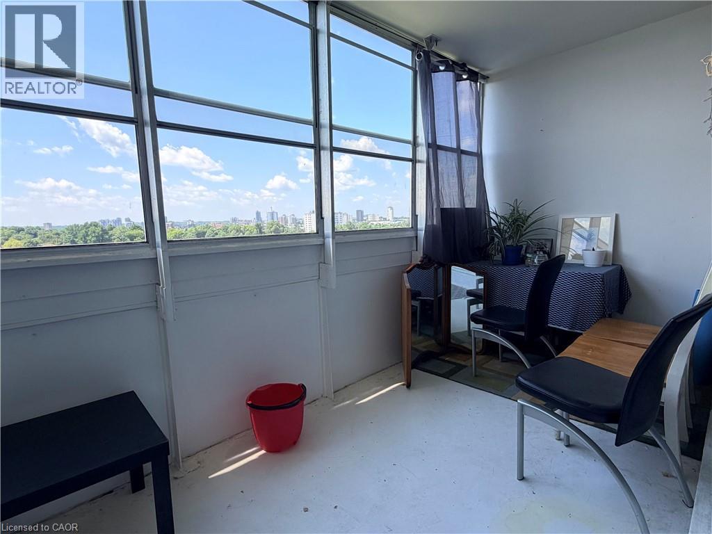 225 Harvard Place Unit# 1402, Waterloo, Ontario  N2J 4H4 - Photo 9 - 40848230