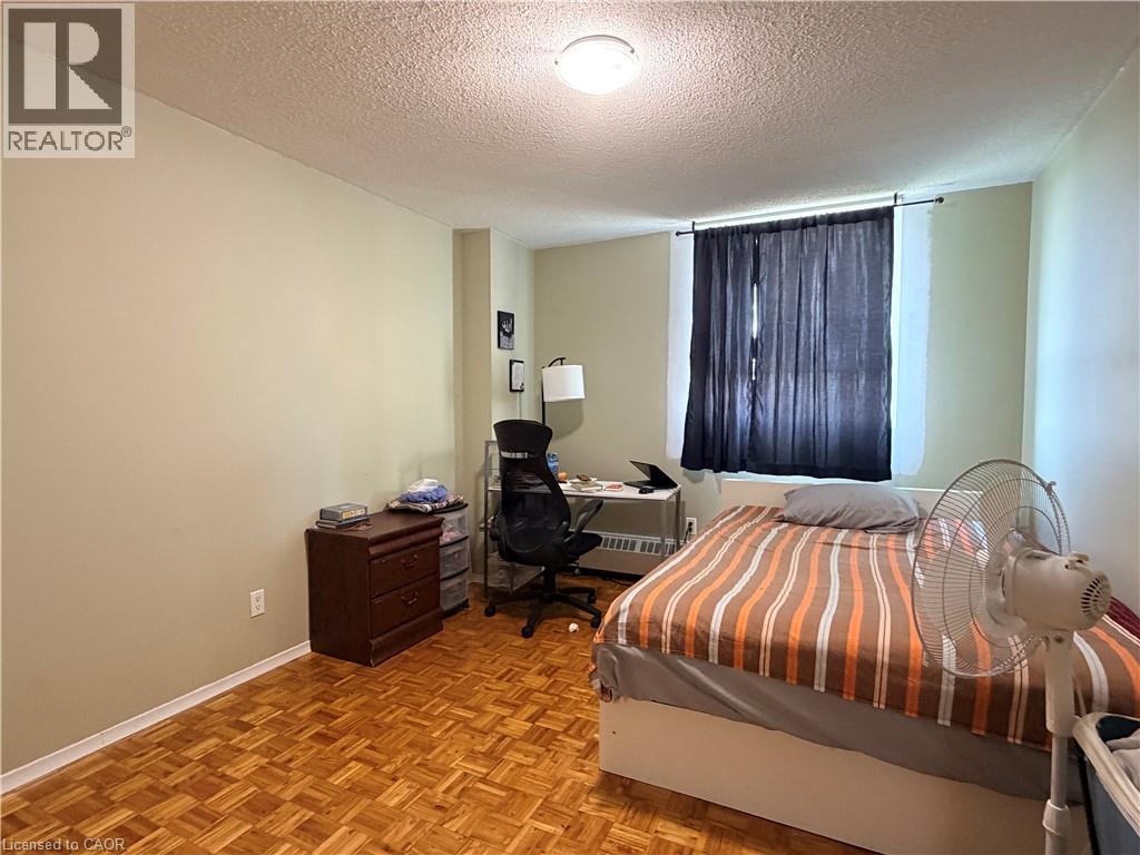 225 Harvard Place Unit# 1402, Waterloo, Ontario  N2J 4H4 - Photo 11 - 40848230