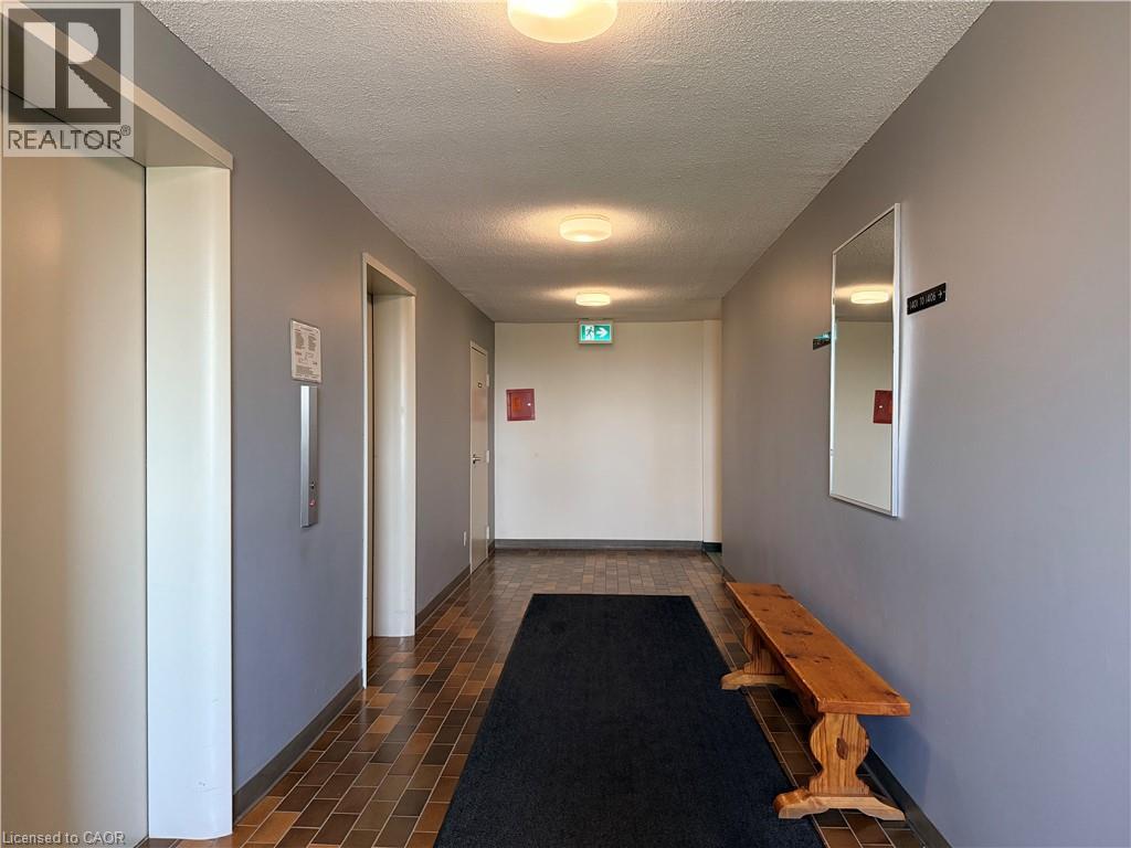 225 Harvard Place Unit# 1402, Waterloo, Ontario  N2J 4H4 - Photo 14 - 40848230