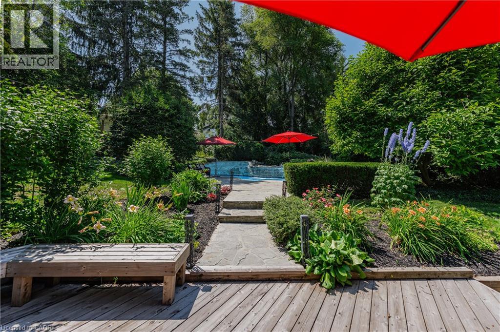 337 Marlowe Drive, Waterloo, Ontario  N2L 5A5 - Photo 41 - 40848404