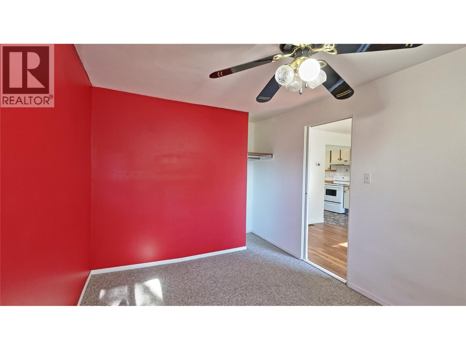 304 5th Avenue S, Cranbrook, British Columbia  V1C 1J4 - Photo 11 - 10394927