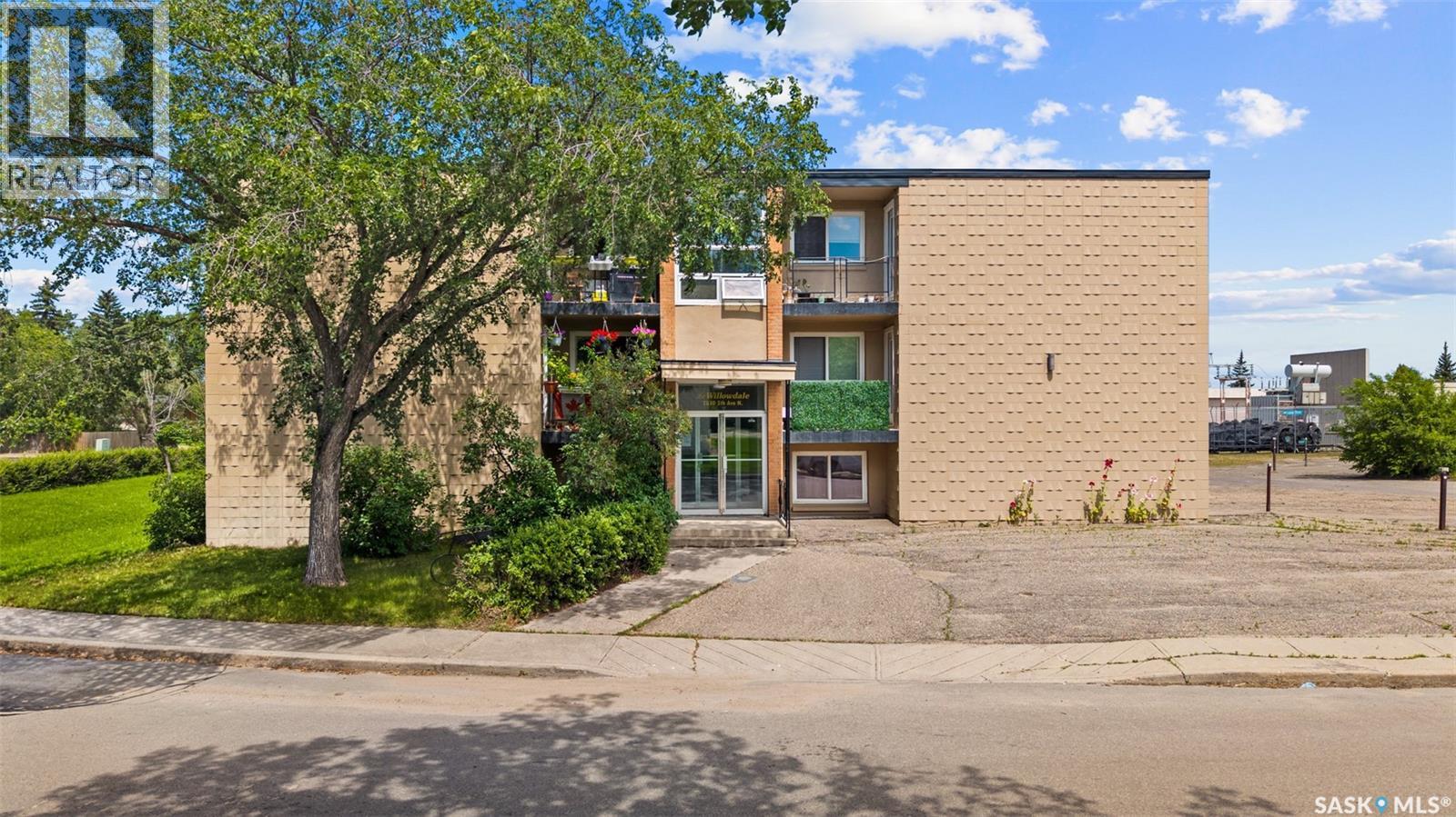 21 2620 5th Avenue N, Regina, Saskatchewan  S4R 5E5 - Photo 2 - SK042818