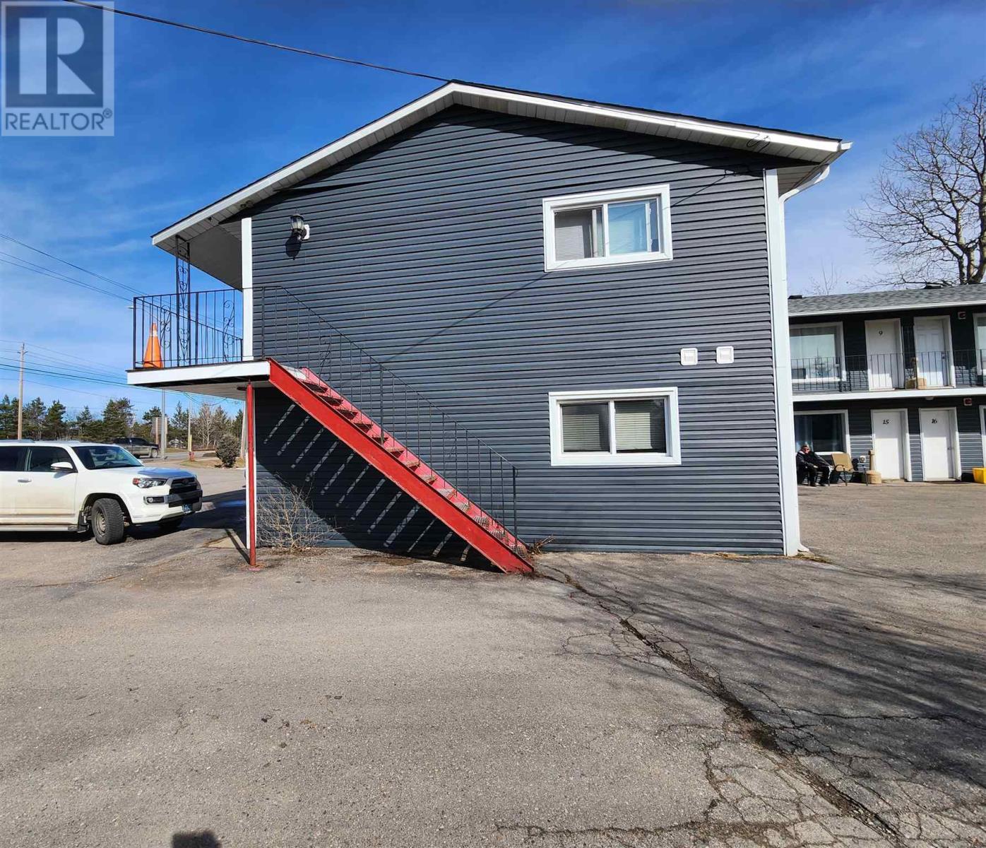859 Trunk Rd, Sault Ste. Marie, Ontario  P6A 3T3 - Photo 4 - SM260585