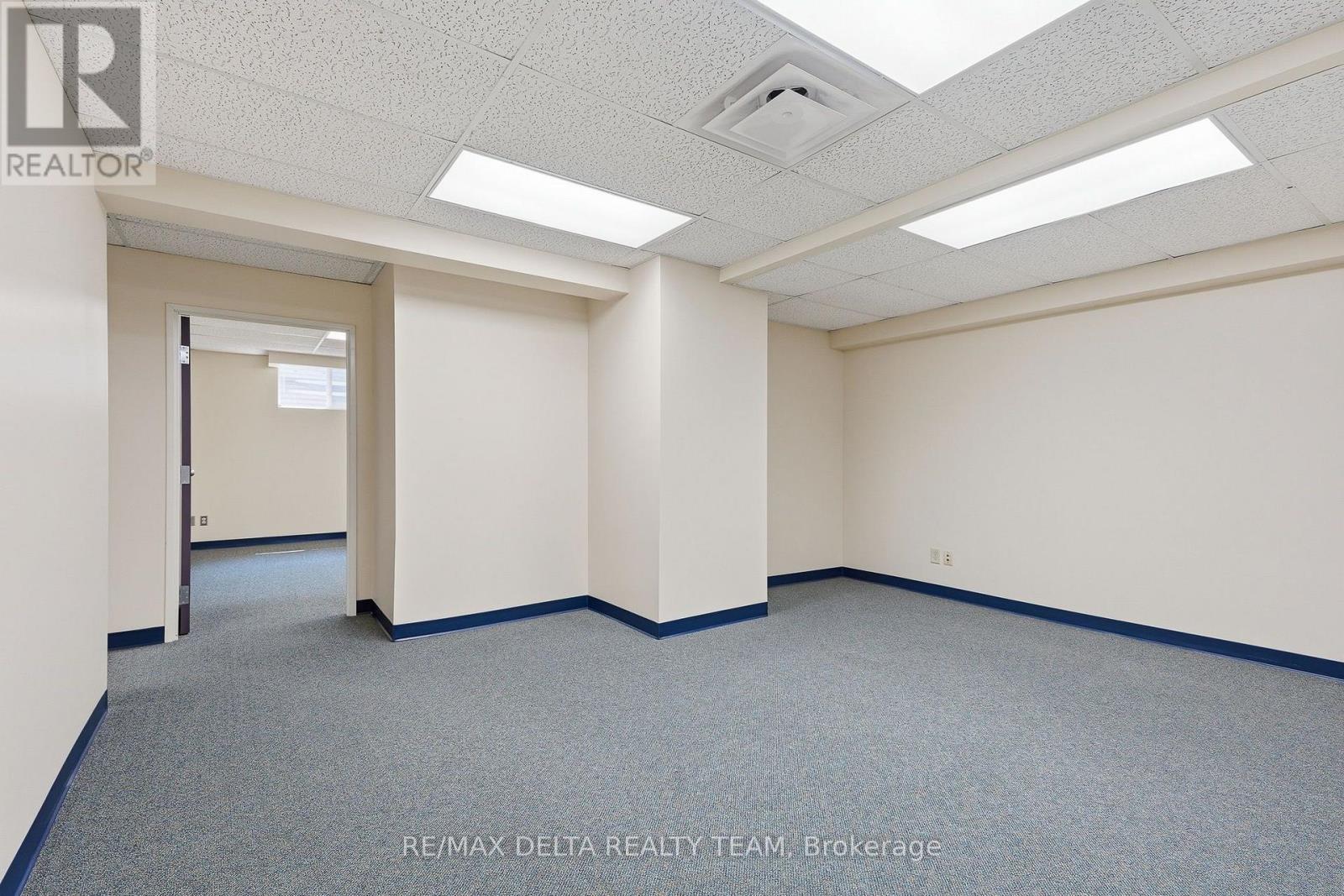 784 Taylor Creek Drive, Ottawa, Ontario  K1C 1T1 - Photo 8 - X13573512