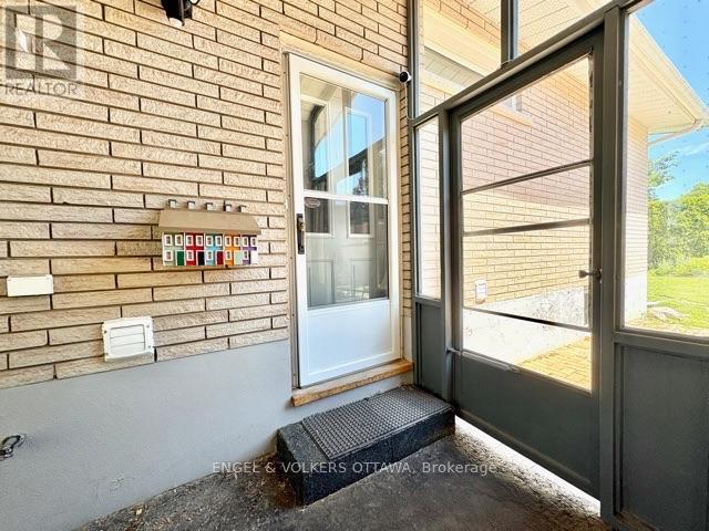 B - 2075 Balharrie Avenue, Ottawa, Ontario  K1G 1G2 - Photo 25 - X13573694