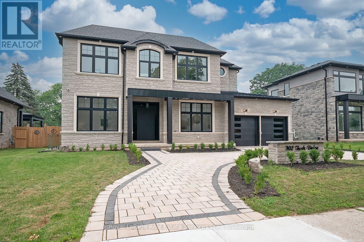302 TUCK DRIVE, Burlington, Ontario