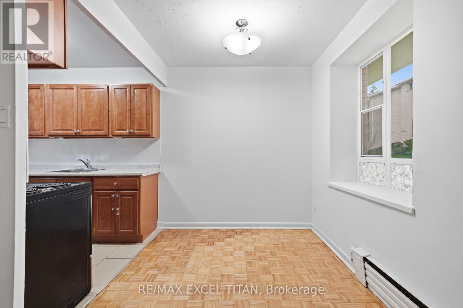 107 - 2895 Bathurst Street, Toronto, Ontario M6H 3A8 - Photo 13 - C13573646