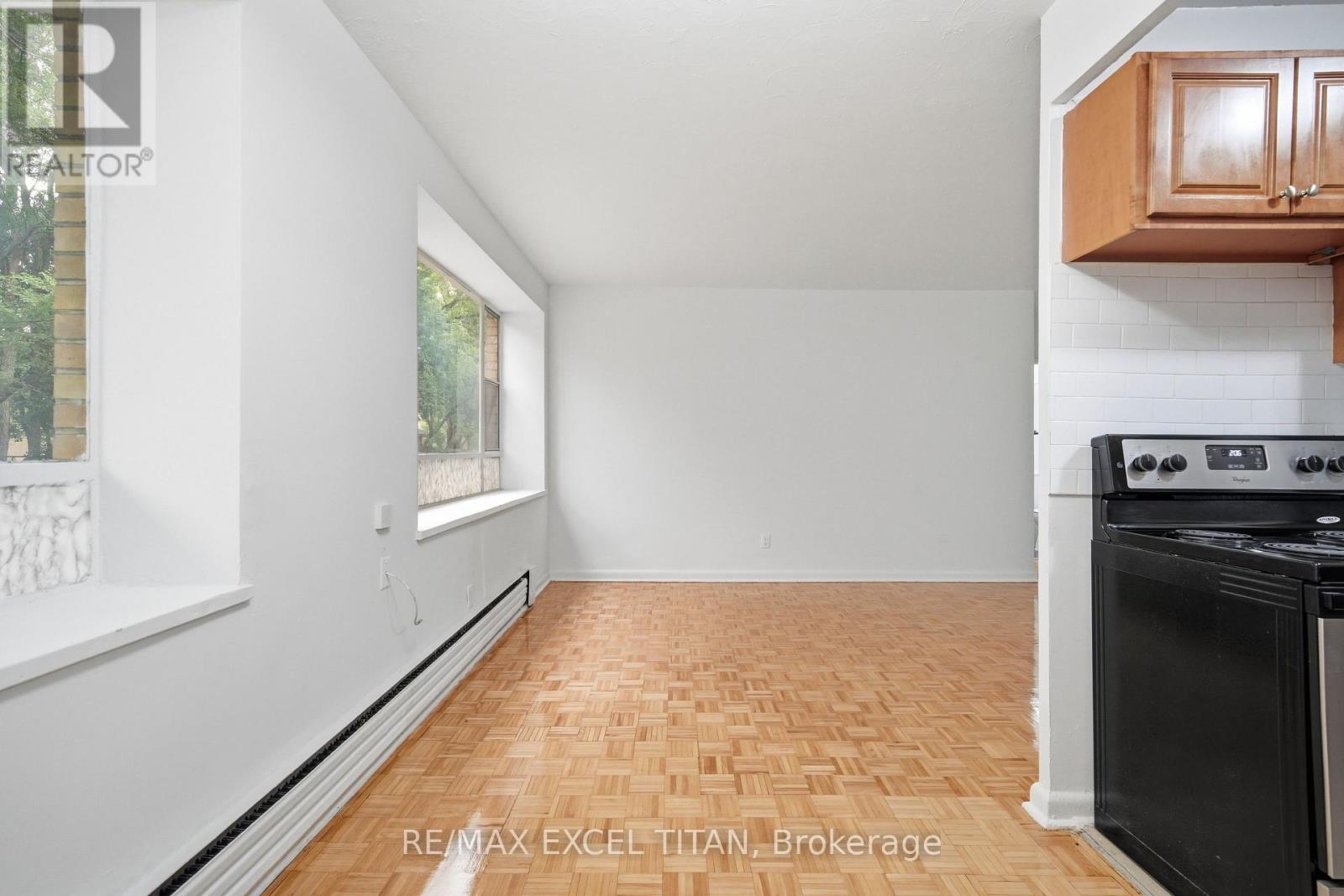 107 - 2895 Bathurst Street, Toronto, Ontario M6H 3A8 - Photo 15 - C13573646