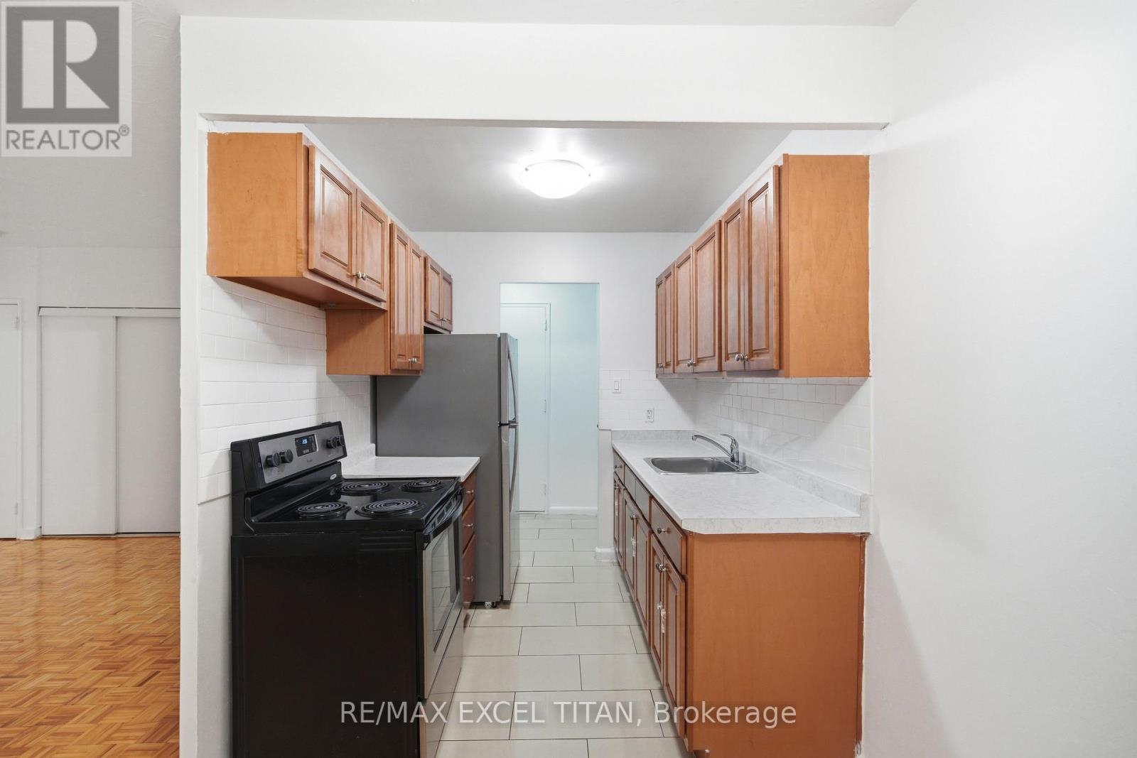 107 - 2895 Bathurst Street, Toronto, Ontario M6H 3A8 - Photo 16 - C13573646
