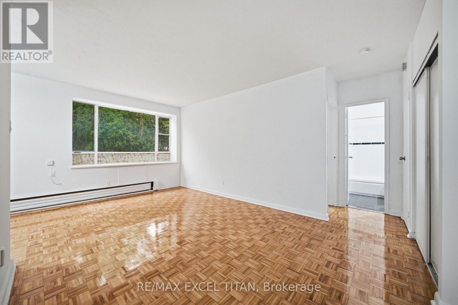 107 - 2895 Bathurst Street, Toronto, Ontario M6H 3A8 - Photo 4 - C13573646