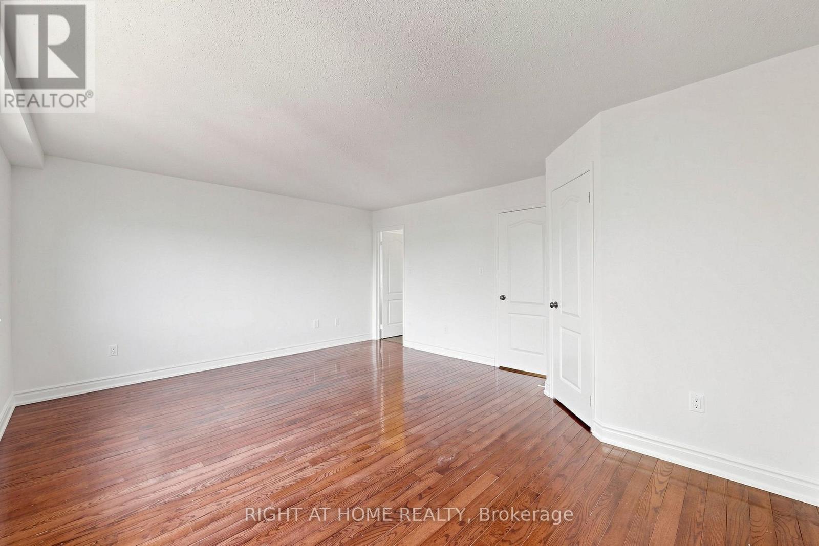 22 Foxtail Ridge, Newmarket, Ontario  L3X 1Z6 - Photo 19 - N13573508
