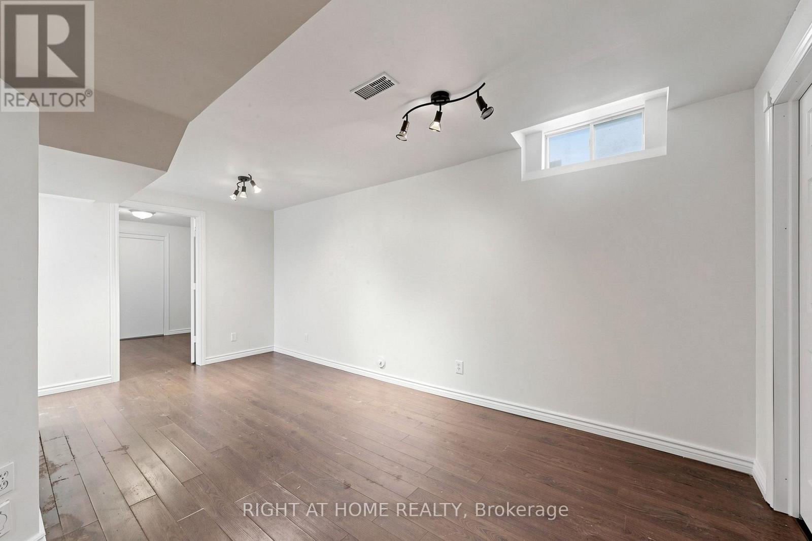 22 Foxtail Ridge, Newmarket, Ontario  L3X 1Z6 - Photo 27 - N13573508