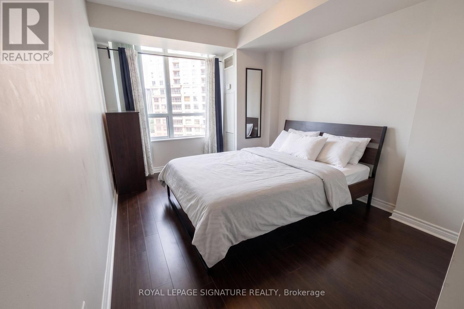 906 - 3880 Duke Of York Boulevard, Mississauga, Ontario  L5B 4M7 - Photo 10 - W13573474