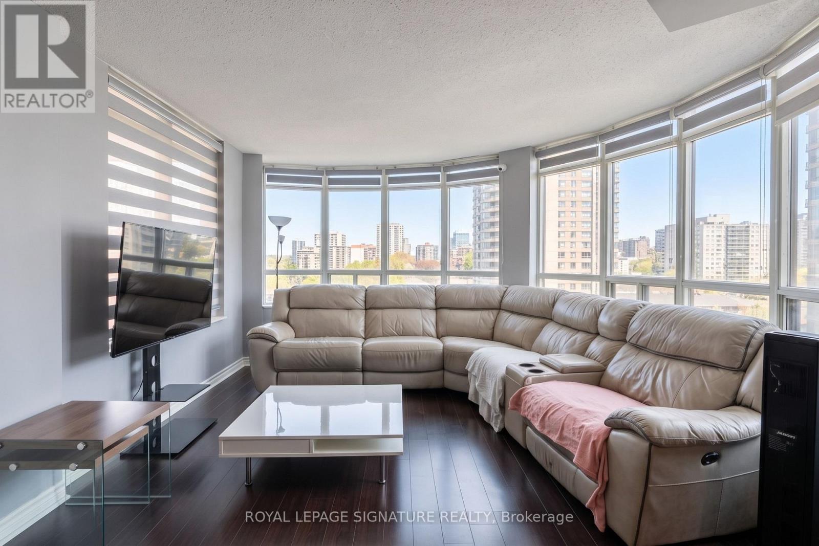 906 - 3880 Duke Of York Boulevard, Mississauga, Ontario  L5B 4M7 - Photo 4 - W13573474