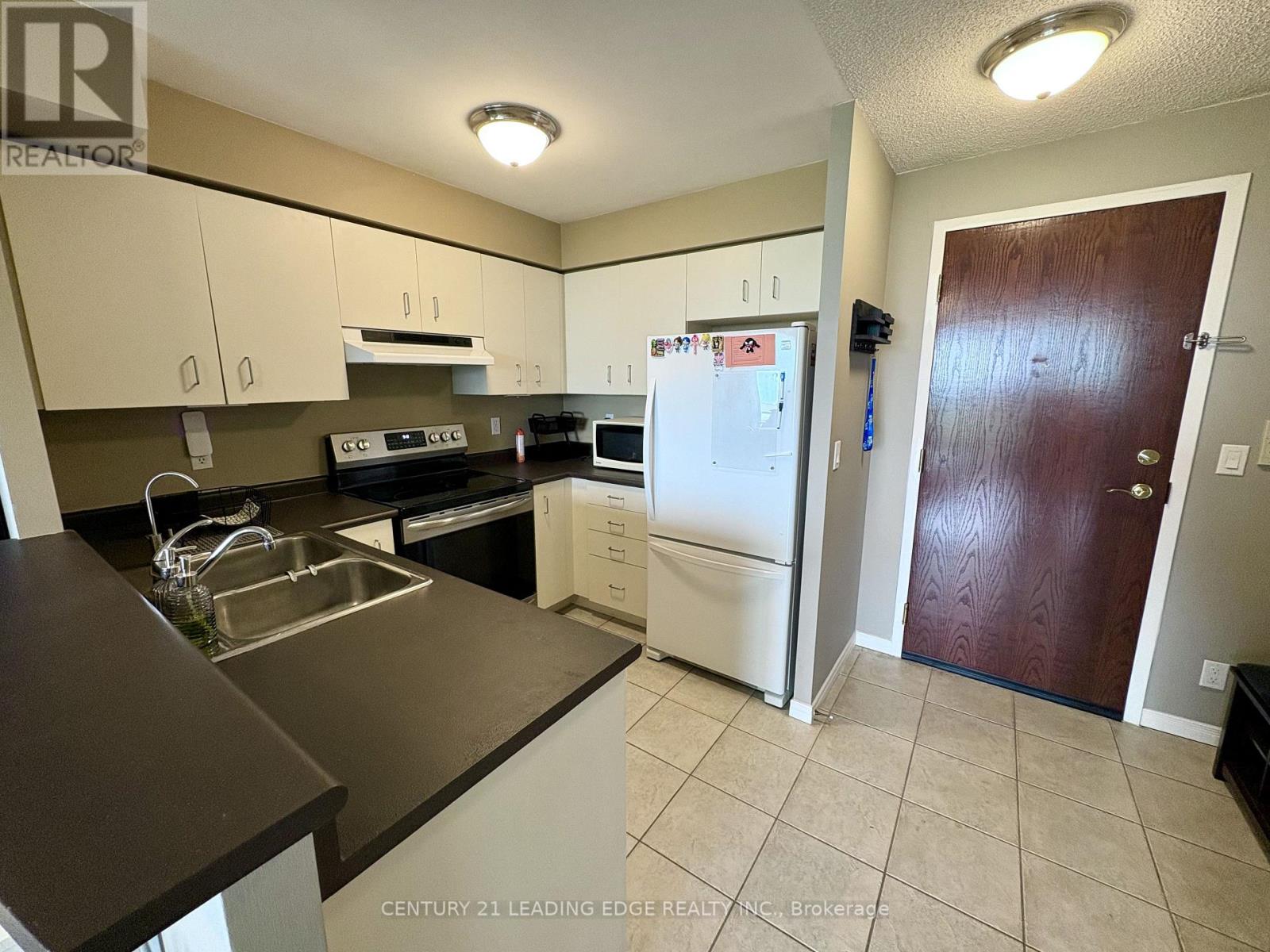 1107 - 2565 Erin Centre Boulevard, Mississauga, Ontario  L5M 6Z8 - Photo 2 - W13573496
