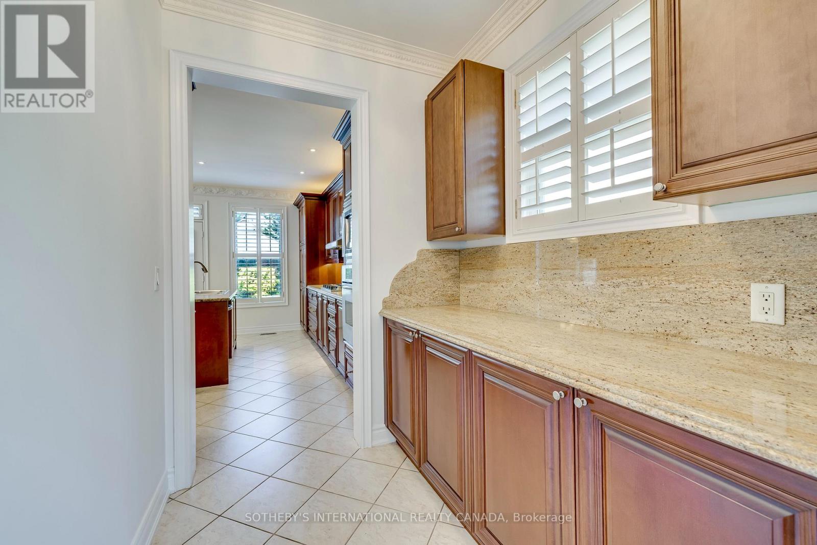 549 Renshaw Court, Mississauga, Ontario  L5H 4L6 - Photo 17 - W13573538